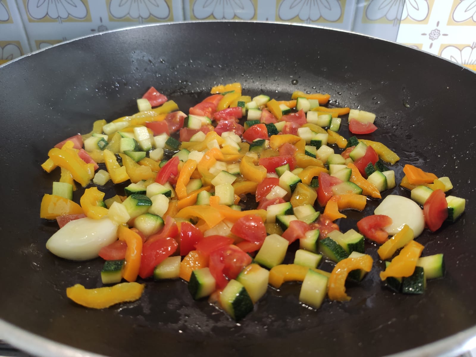 Cous cous al profumo di menta con verdure prima